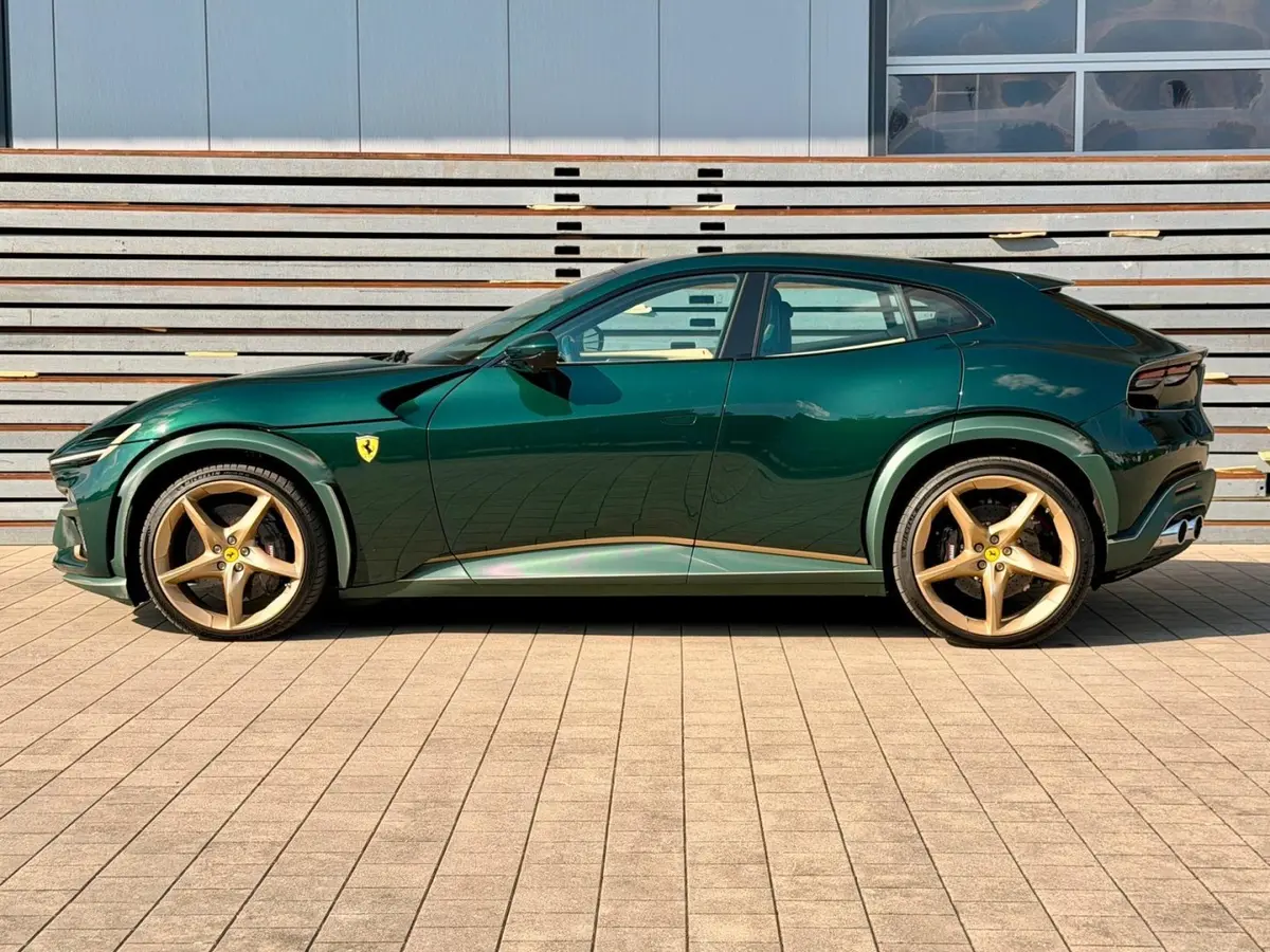 Ferrari Purosangue Atelier 2025 — Nice Super Car Rental, Nice. La Ferrari Purosangue Atelier surprend par sa configuration : quatre places réelles, un…