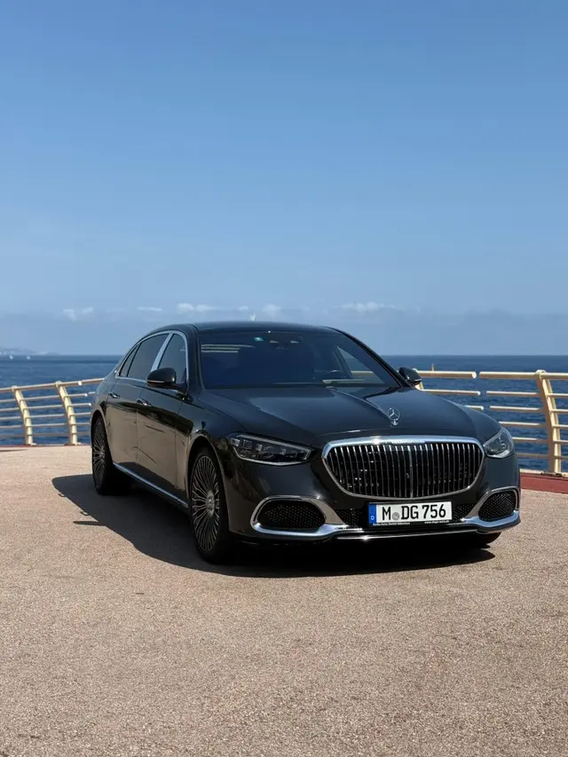 Voitures de luxe — Nice Super Car Rental, Nice