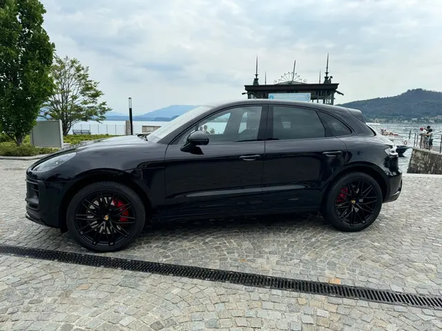 Porsche Macan GTS 2024 — Nice Super Car Rental, Nice